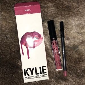 KYLIE COSMETICS "POSIE K" LIP KIT